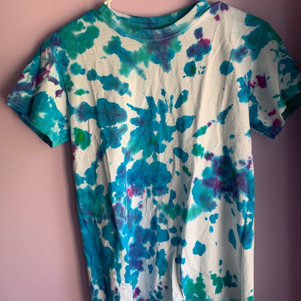 🌸 tie dye t-shirt